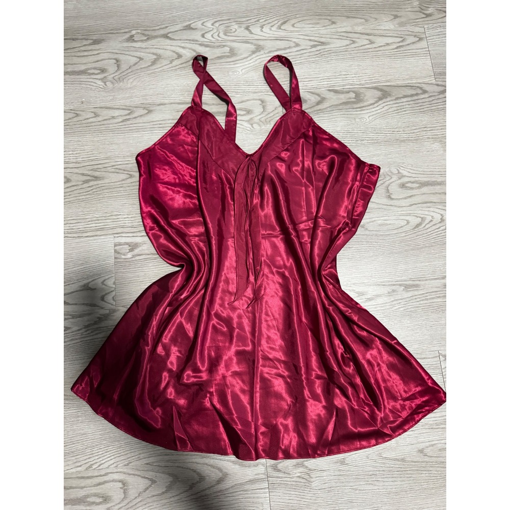 Avon Style Vintage Cranberry Red Satin Chemise Nightgown 2X Plus Tie Front 63114